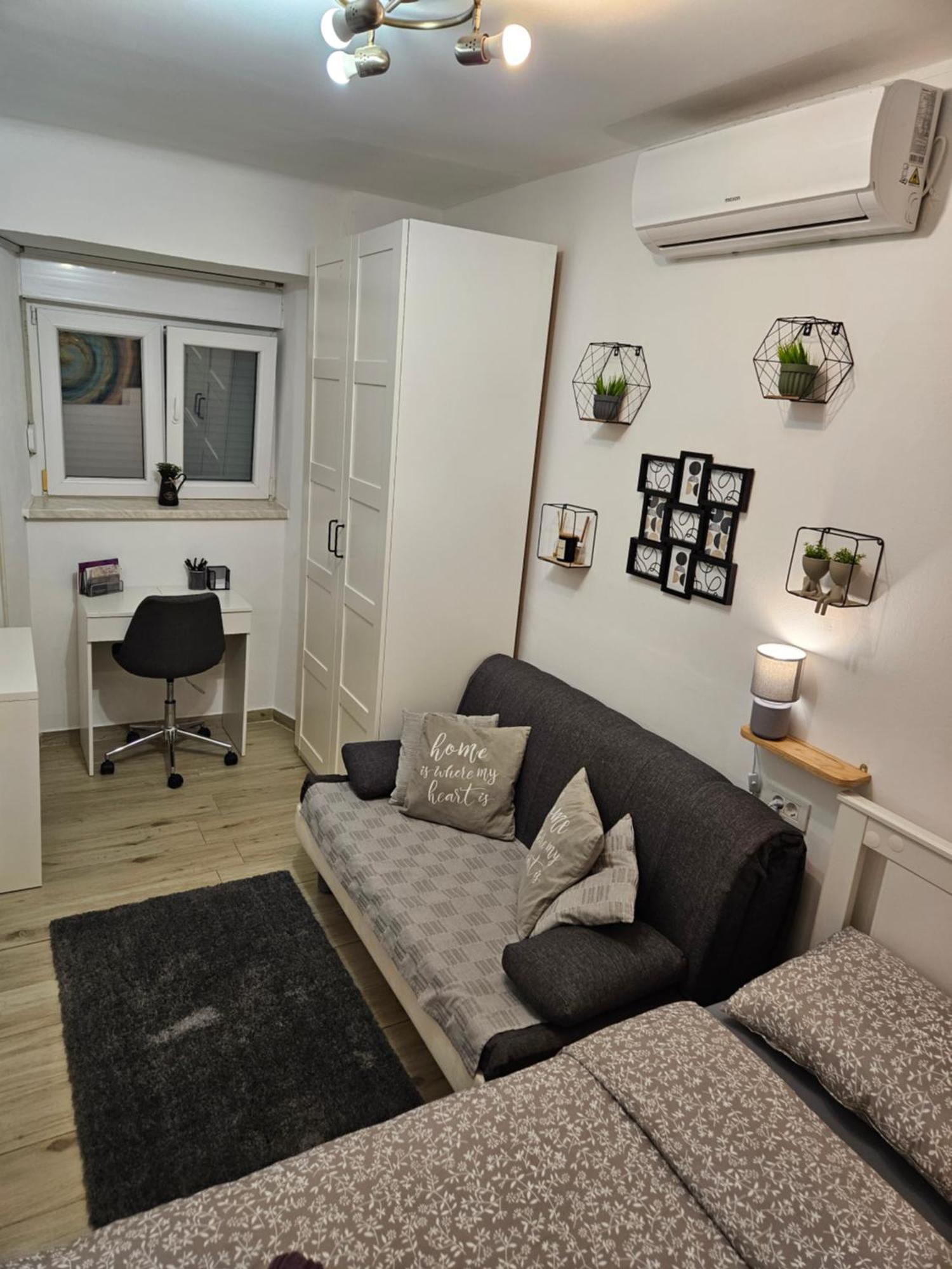 Apartment Maja - Strict Center Of Ζάγκρεμπ Εξωτερικό φωτογραφία