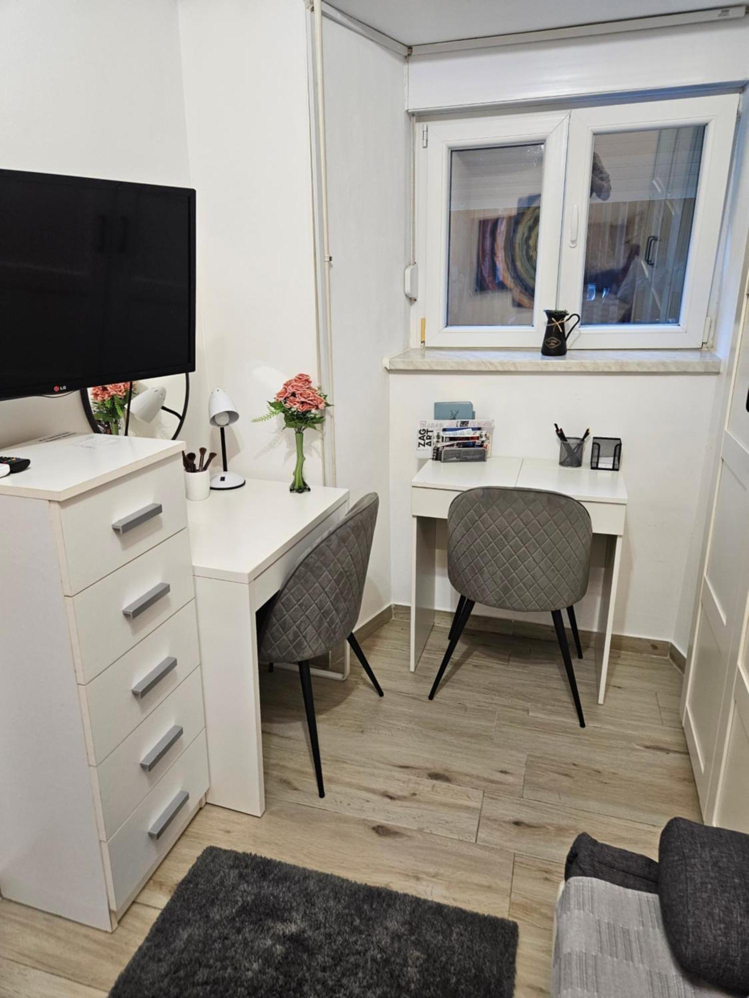 Apartment Maja - Strict Center Of Ζάγκρεμπ Εξωτερικό φωτογραφία