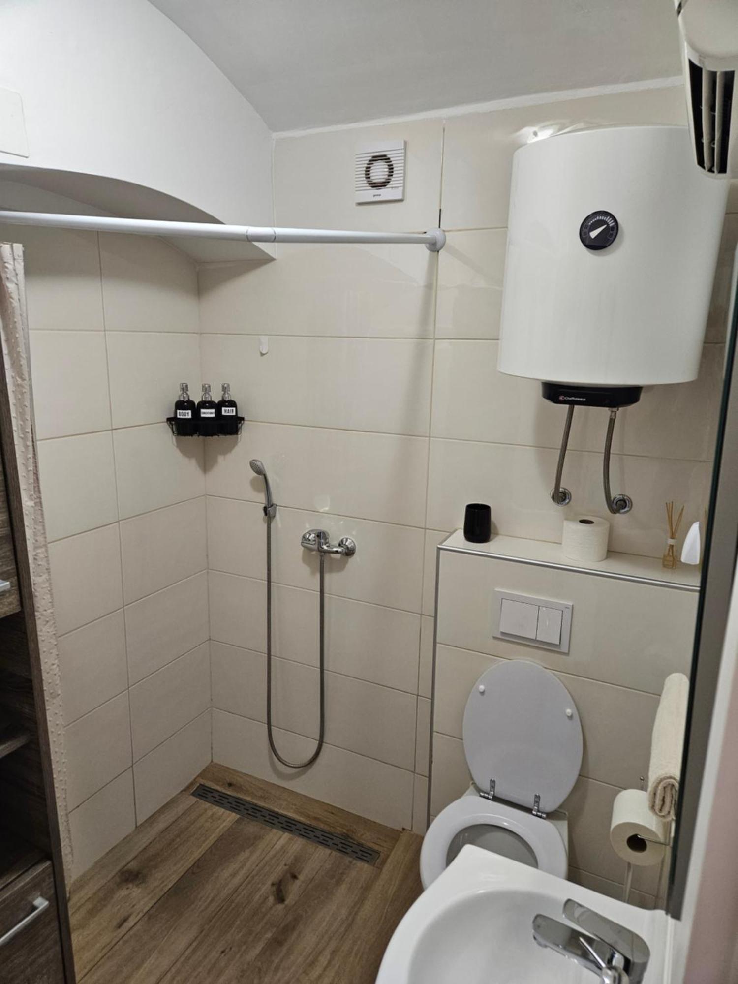 Apartment Maja - Strict Center Of Ζάγκρεμπ Εξωτερικό φωτογραφία