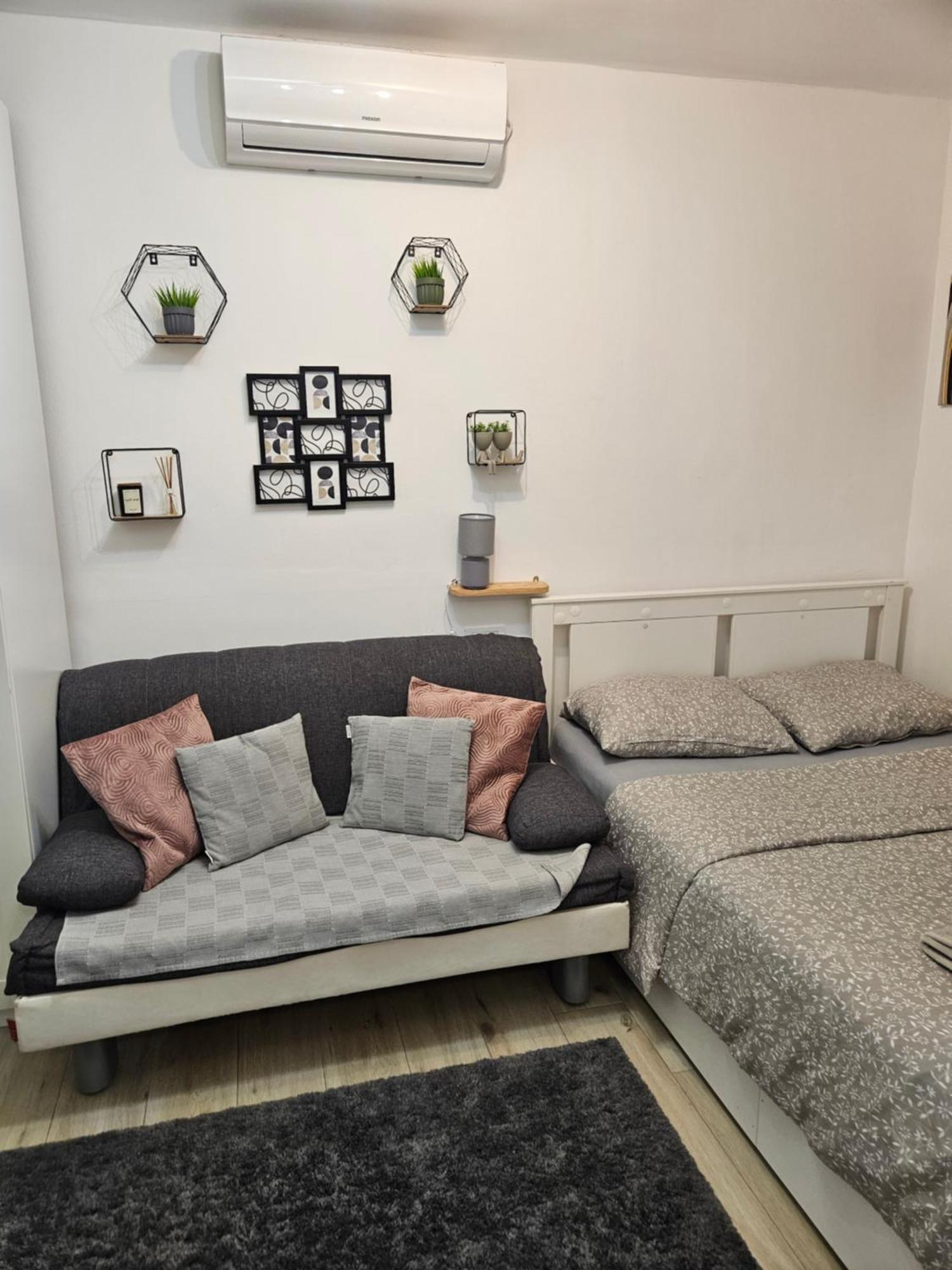 Apartment Maja - Strict Center Of Ζάγκρεμπ Εξωτερικό φωτογραφία